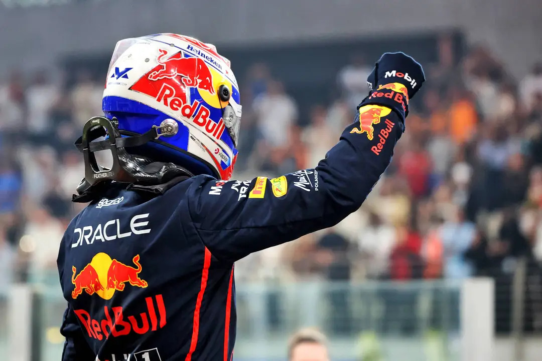 verstappen-abu-dhabi-qualifying-red-bull-jpg