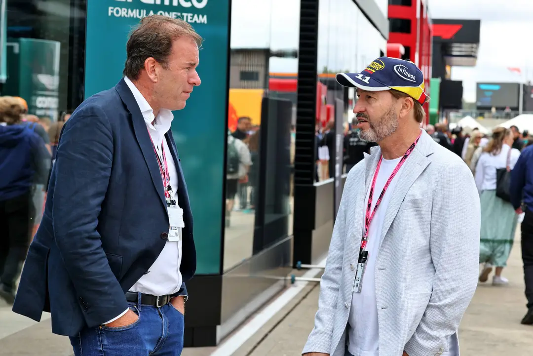 Heinz Harald Frentzen-paddock-racpeictures-jpeg