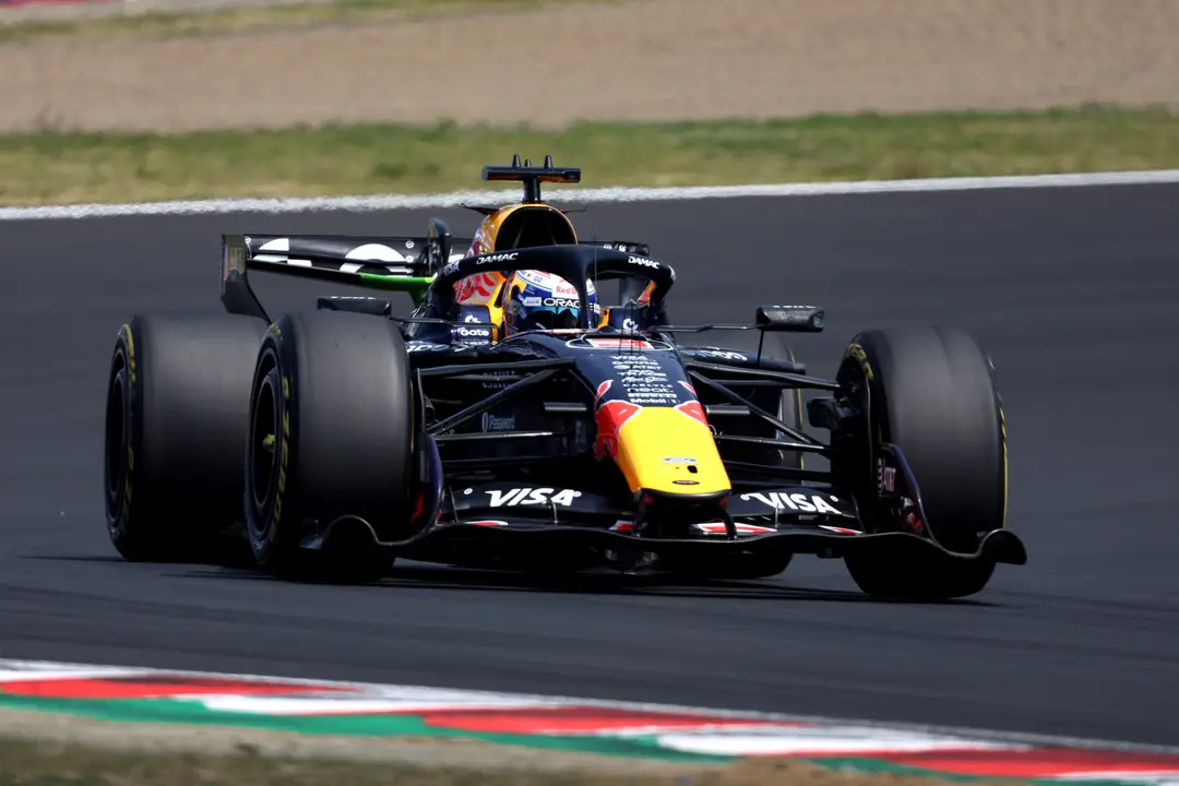 verstappen-rb22-japan