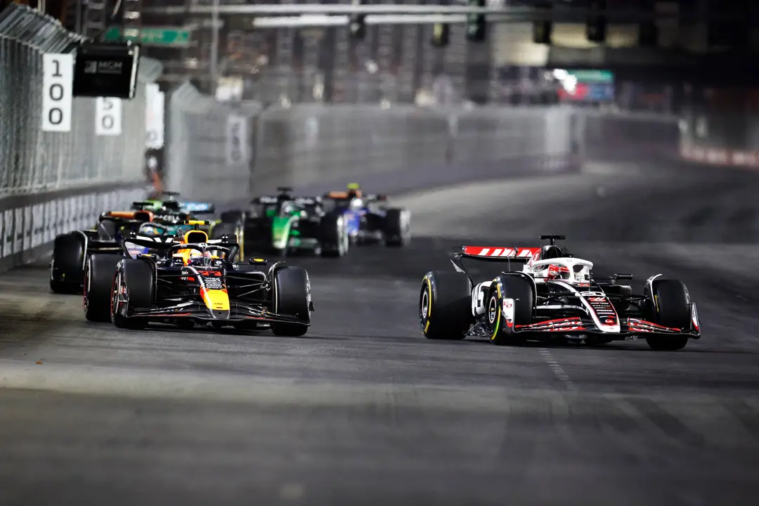 Magnussen overtakes Perez at the Las Vegas Grand Prix [Photo: Red Bull Content Pool]