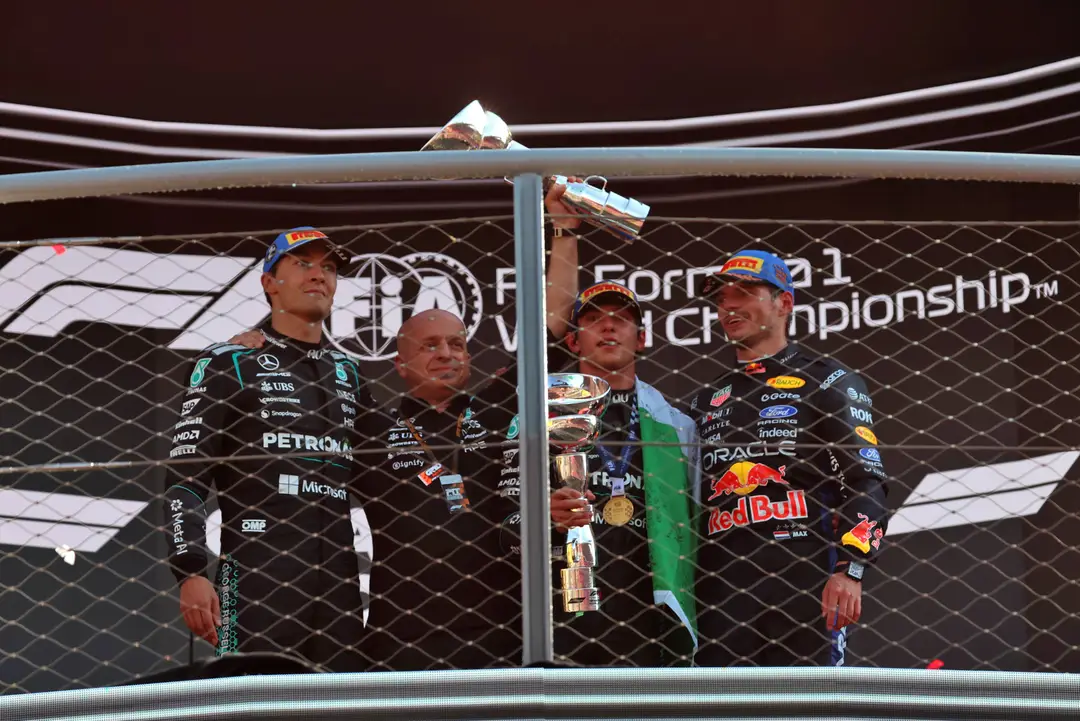 max-verstappen-kimi-antonelli-podium-georg-russell-monza