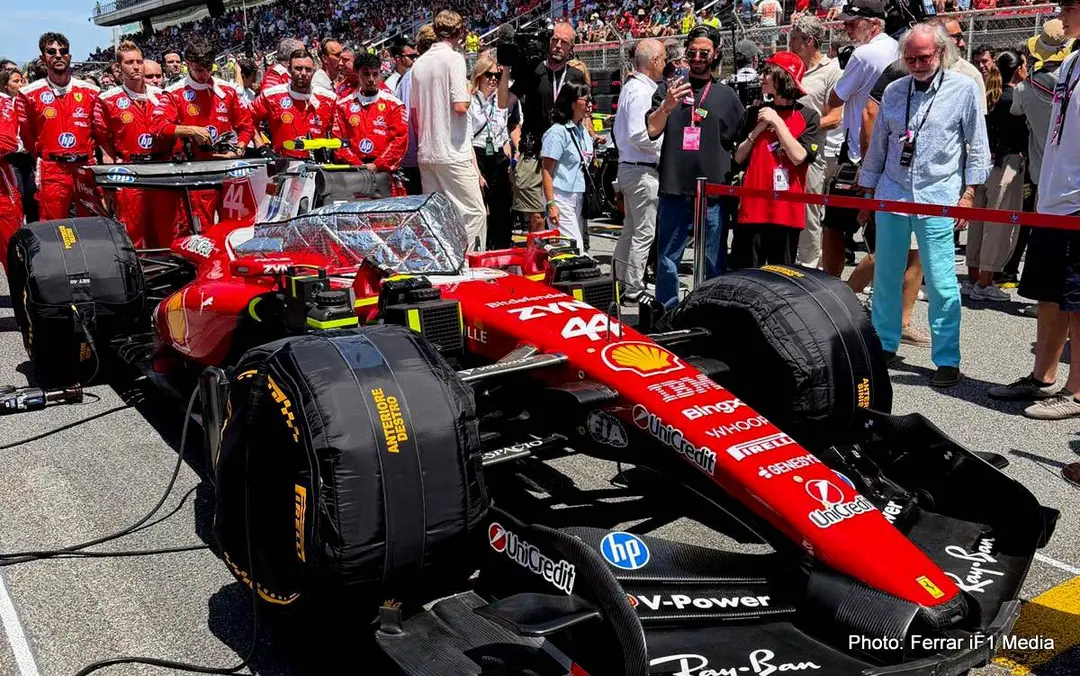 Simetrical R /font Sir Lewis Hamilton saves the Ferrari fairytale with historic Barcelona ...