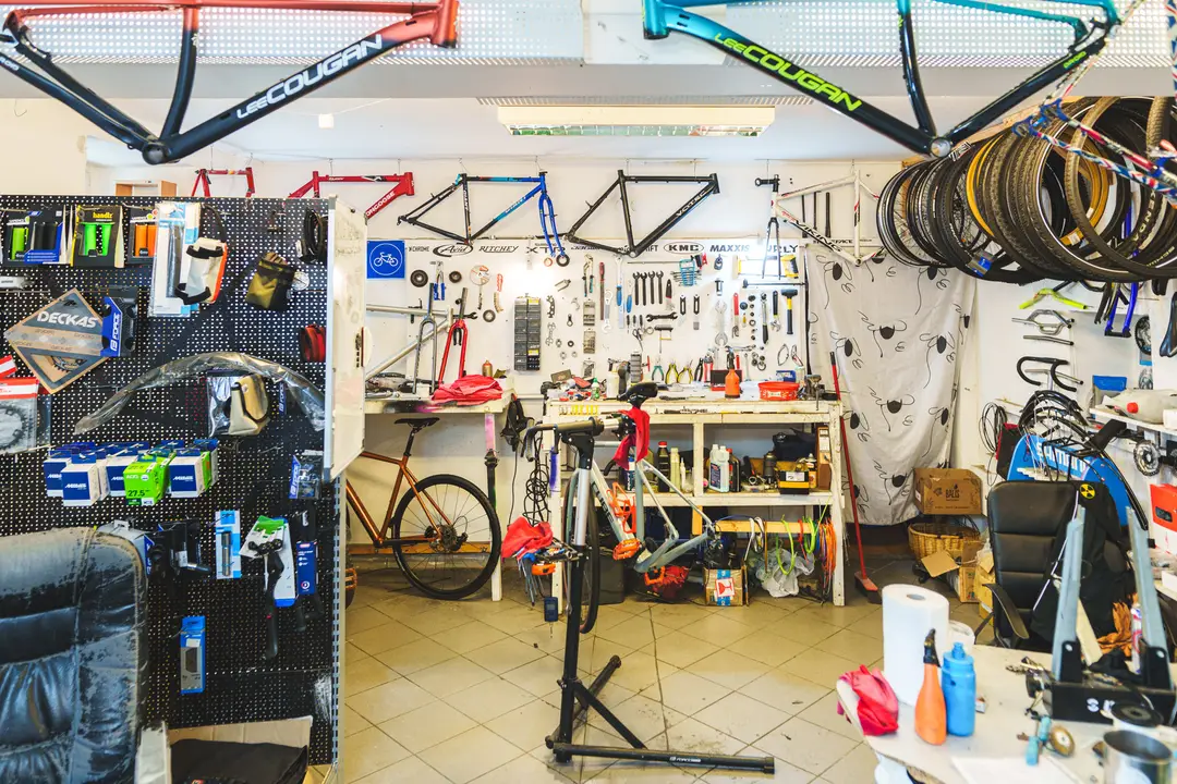 Dviračių taisykla Ride&amp;amp;Mend / R. Tenio nuotr.