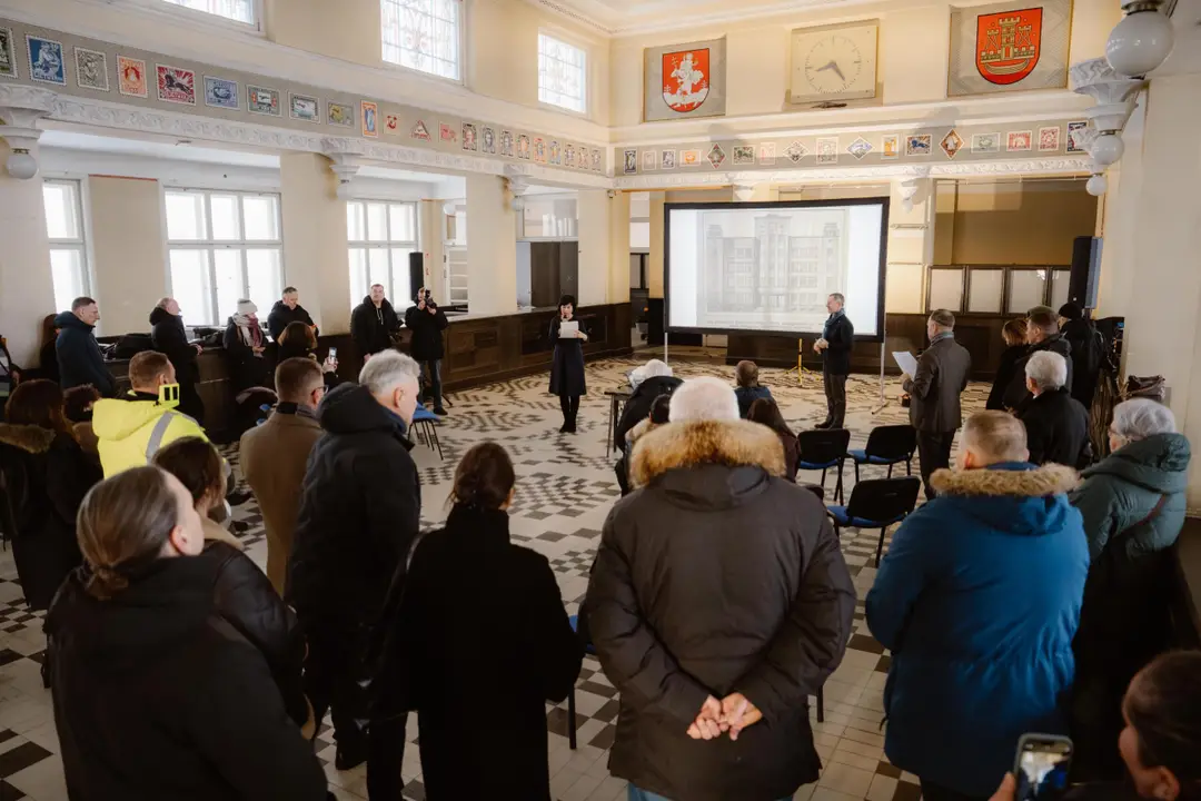 Prasideda Kauno centrinio pašto rūmų tvarkybos darbai / D. Matonio nuotr. 