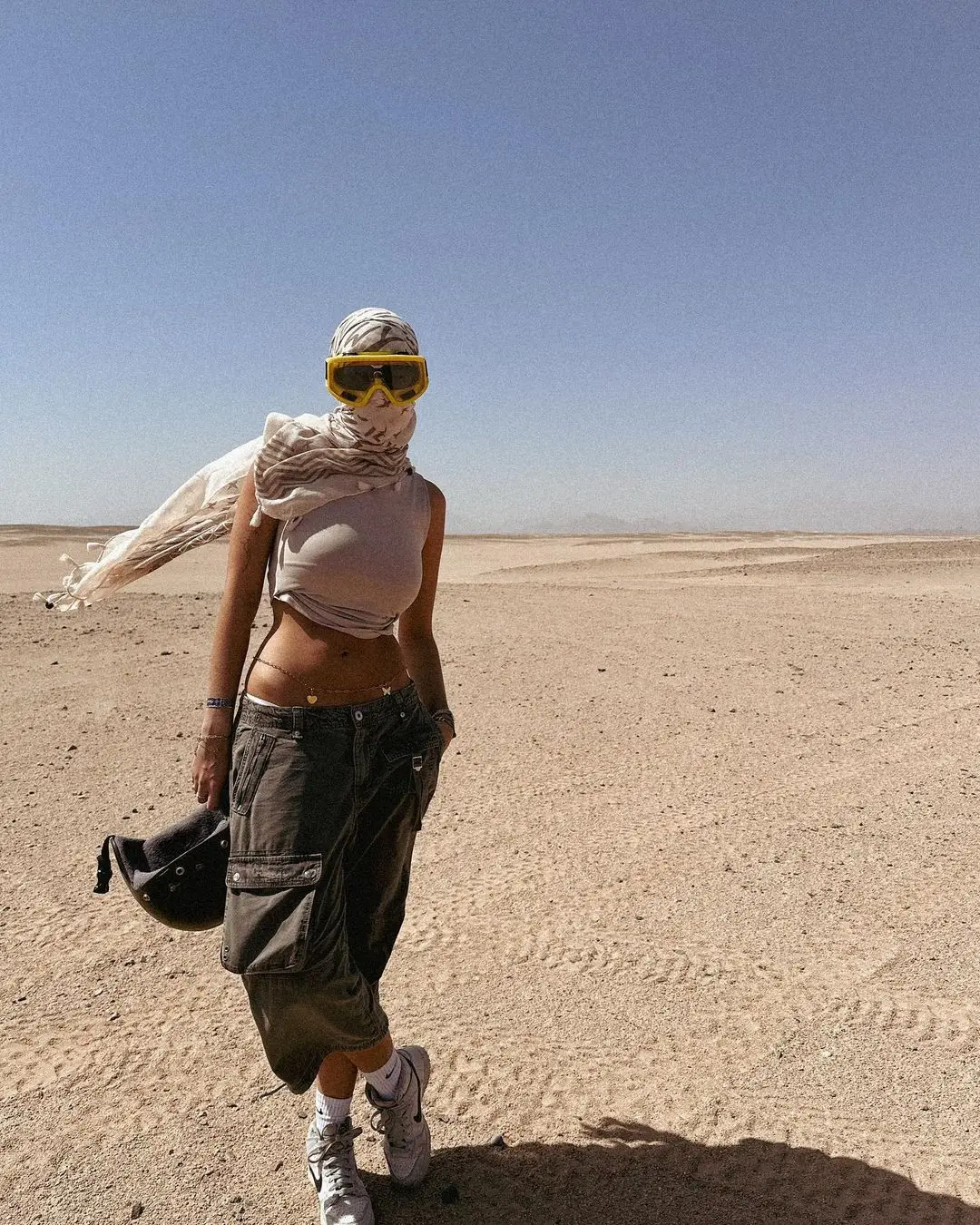 lies zhara in de sahara