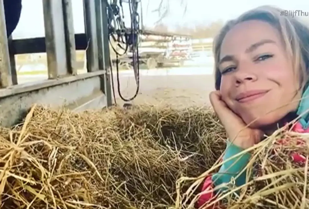 nicolette kluijver in stro biggetje in the masked singer