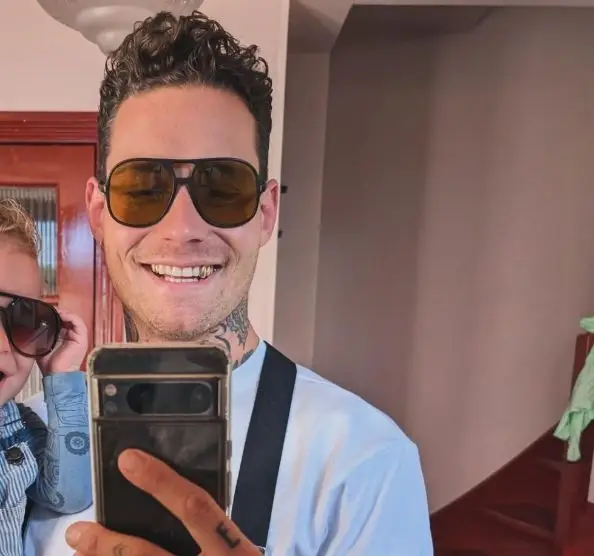 Douwe Bob en Anouk zijn getrouwd en verwachten een tweede kind