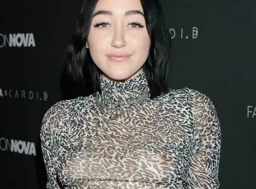 noah cyrus