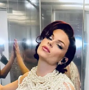 davina michelle 3