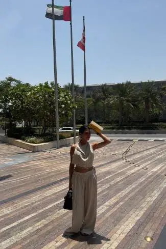 Anna Nooshin