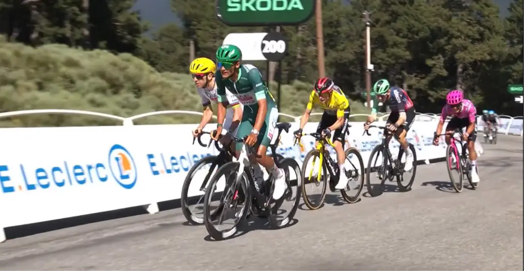 Mit 200 Metern bis ins Ziel ging Pogacar aus dem Windschatten von Isaac Del Toro und startete den entscheidenden Antritt zum Sieg auf Etappe 3 der Tour de France 2026.