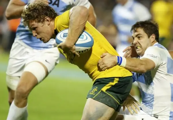 ROSARIO, ARGENTINA - OCTOBER 05: Michael Hooper of Australia in action during a match against Argentina in the Rugby Championship 2013 at Gigante de Arroyito stadium on October 05, 2013 in Rosario, Argentina. (Photo by Gabriel Rossi/LatinContent/Getty Ima