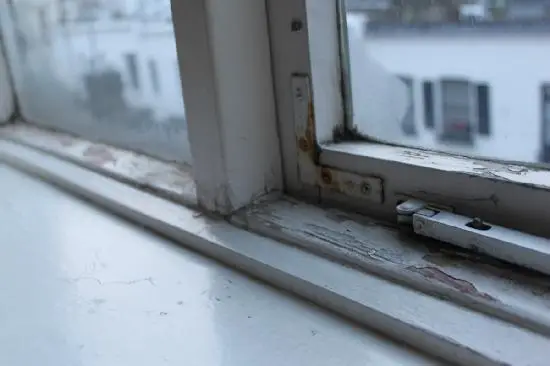 cracked window sill