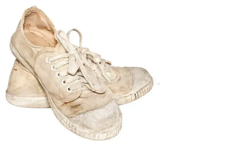 gebruikte-tennisschoenen-35712542