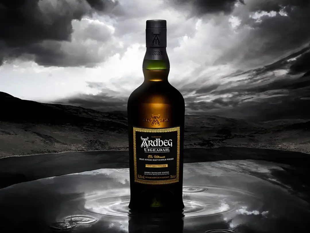 Ardbeg Uigeadail in the water
