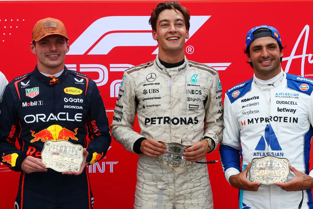 max-verstappen-george-russell-carlos-sainz-red-bull-mercedes-williams-austin-zaterdag (8)