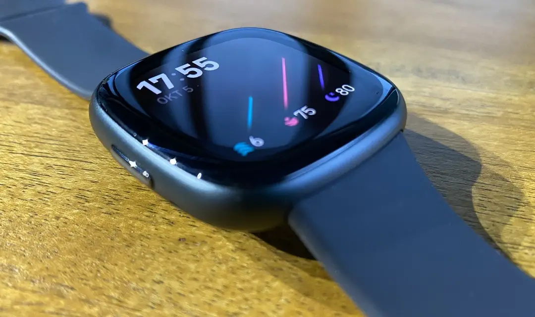 09102022 fitbit sense review 05f1665323774