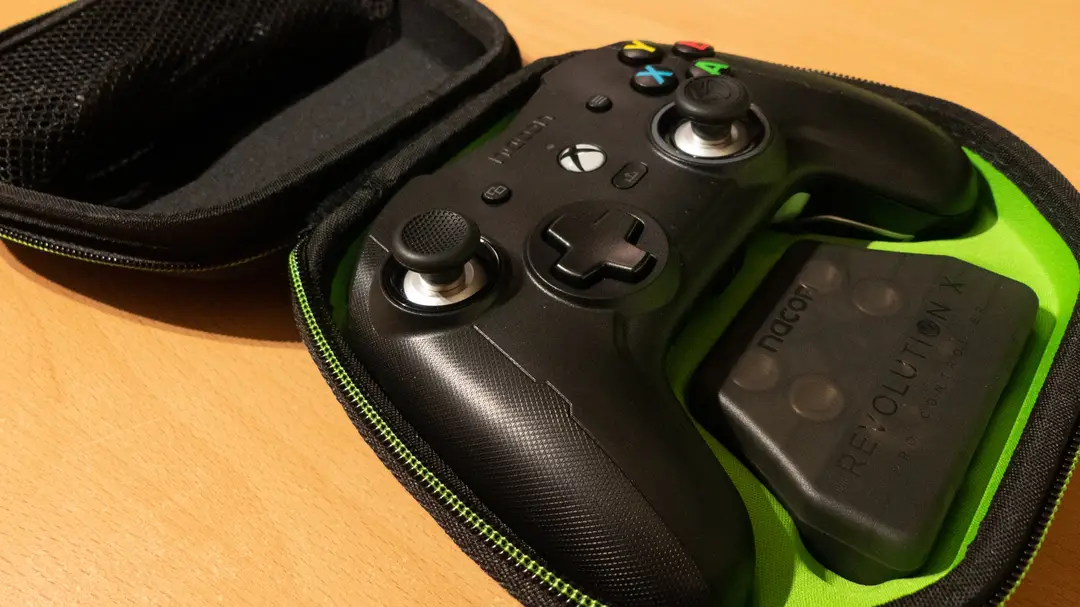 nacon revolution x pro controller reviewf1634688209