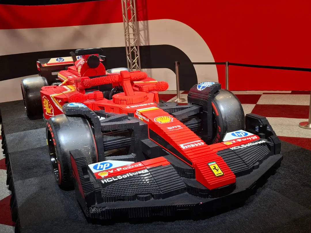 LEGO World Ferrari