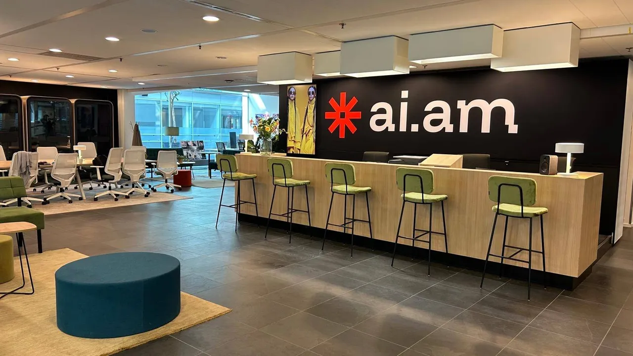 AI AM hub