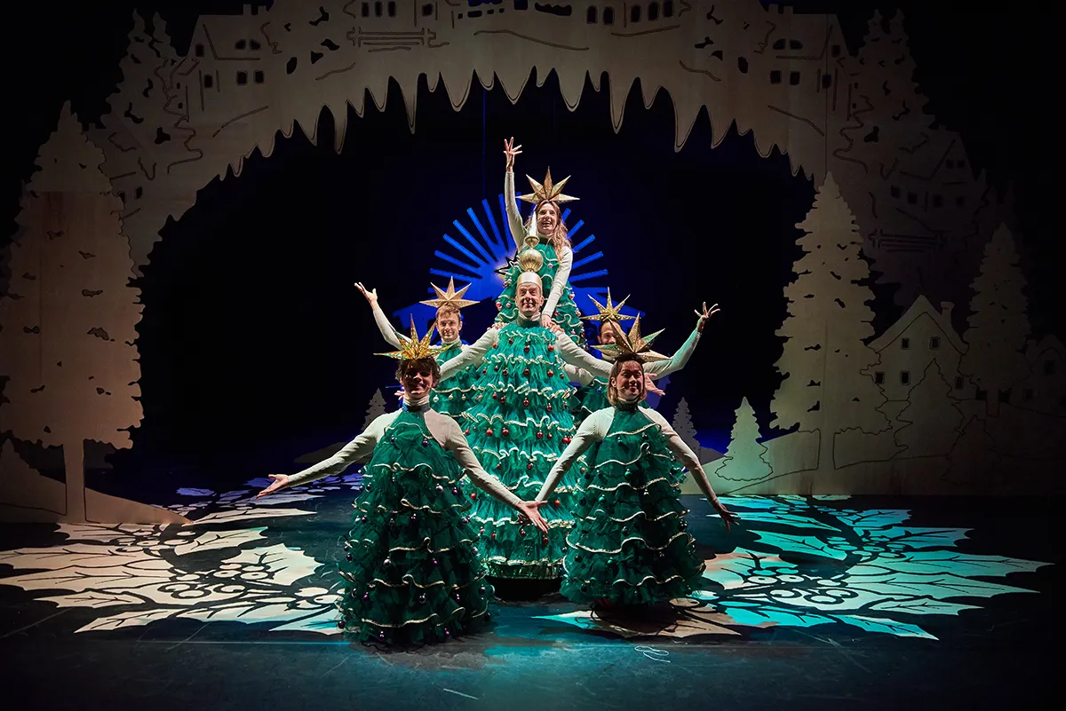 406532 de alex klaasen revue snowponies c tom sebus 2 131124 original 1636402227 1