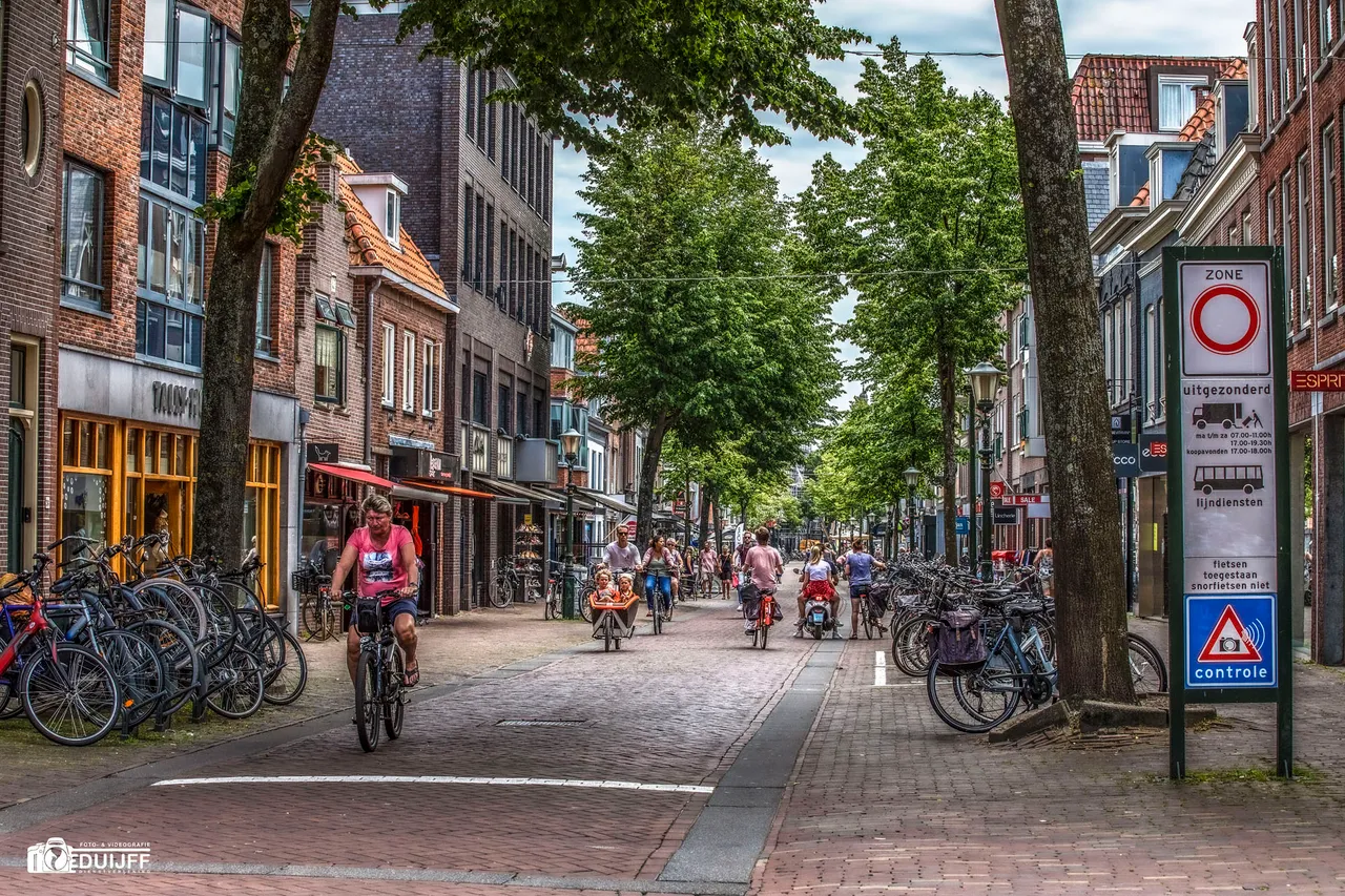de laat