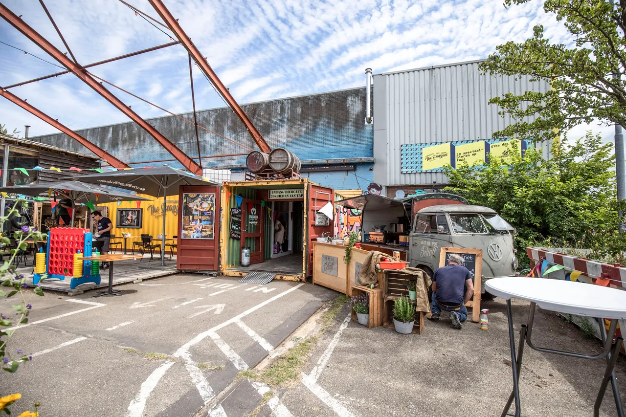 feestterrein vwbus