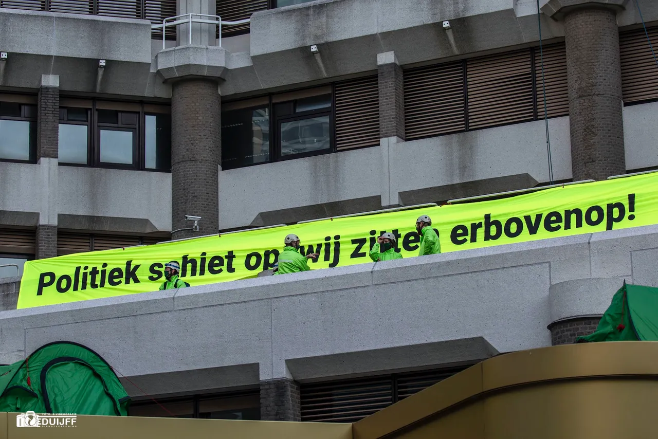 greenpeace2