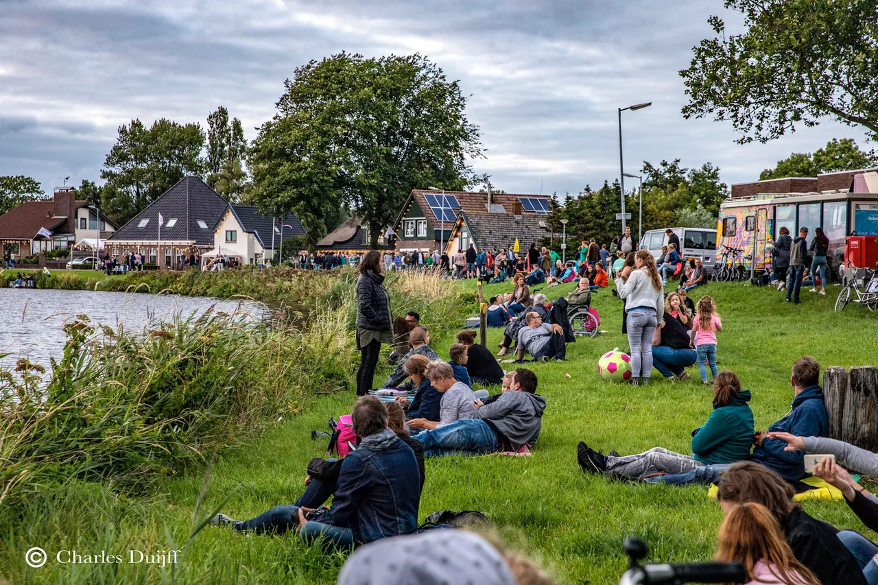 publiek verzamelt