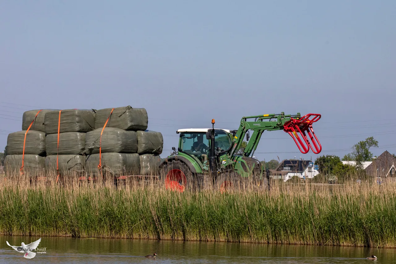 tractor