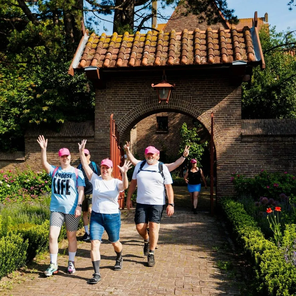 Wandelaars Wandel4daagse Alkmaar tonen zich hittebestendig op derde dag