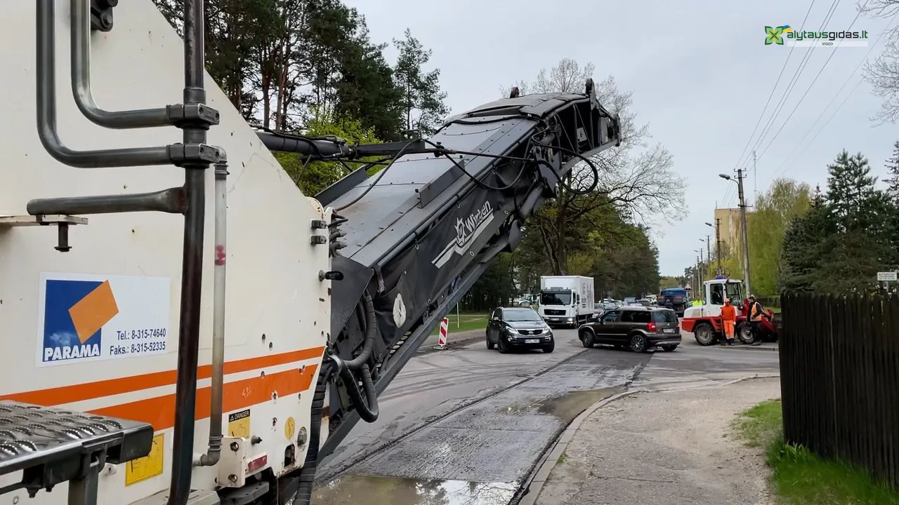 03 po reportazo00 00 06 20still082