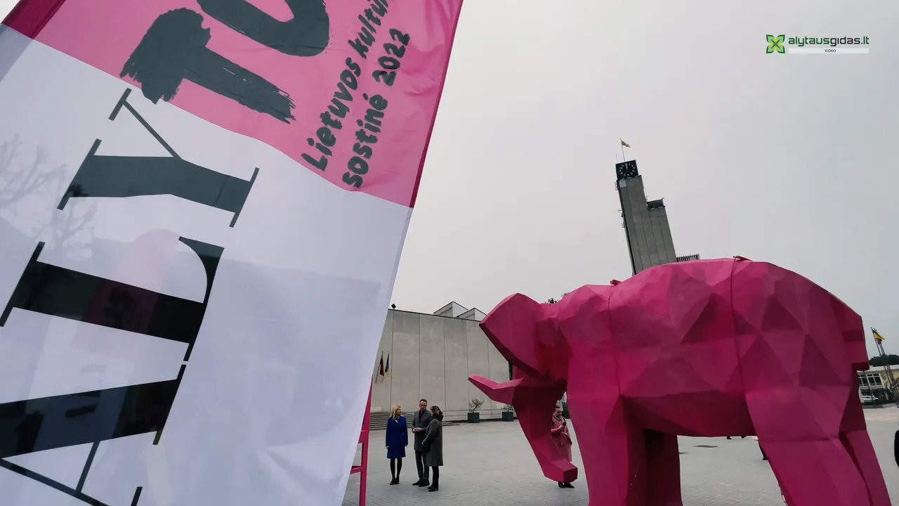 03 po reportazo00 00 08 27still039 1