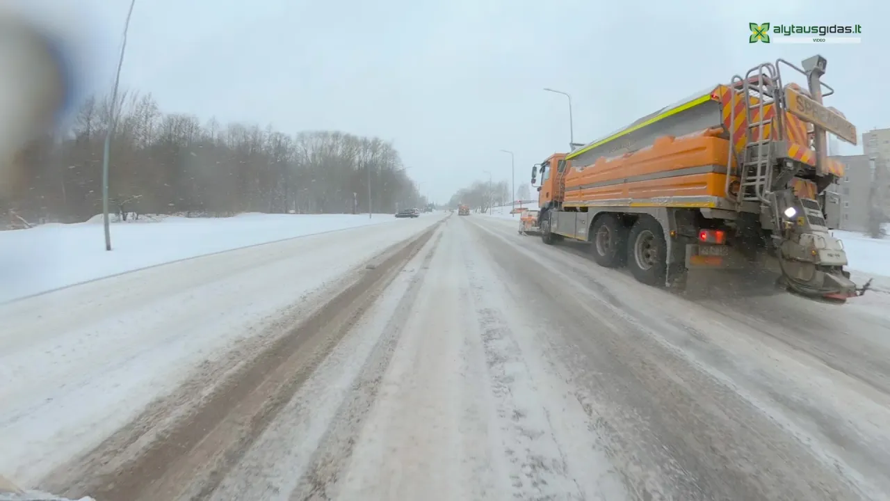 03 po reportazo00 00 31 49still083 jpg