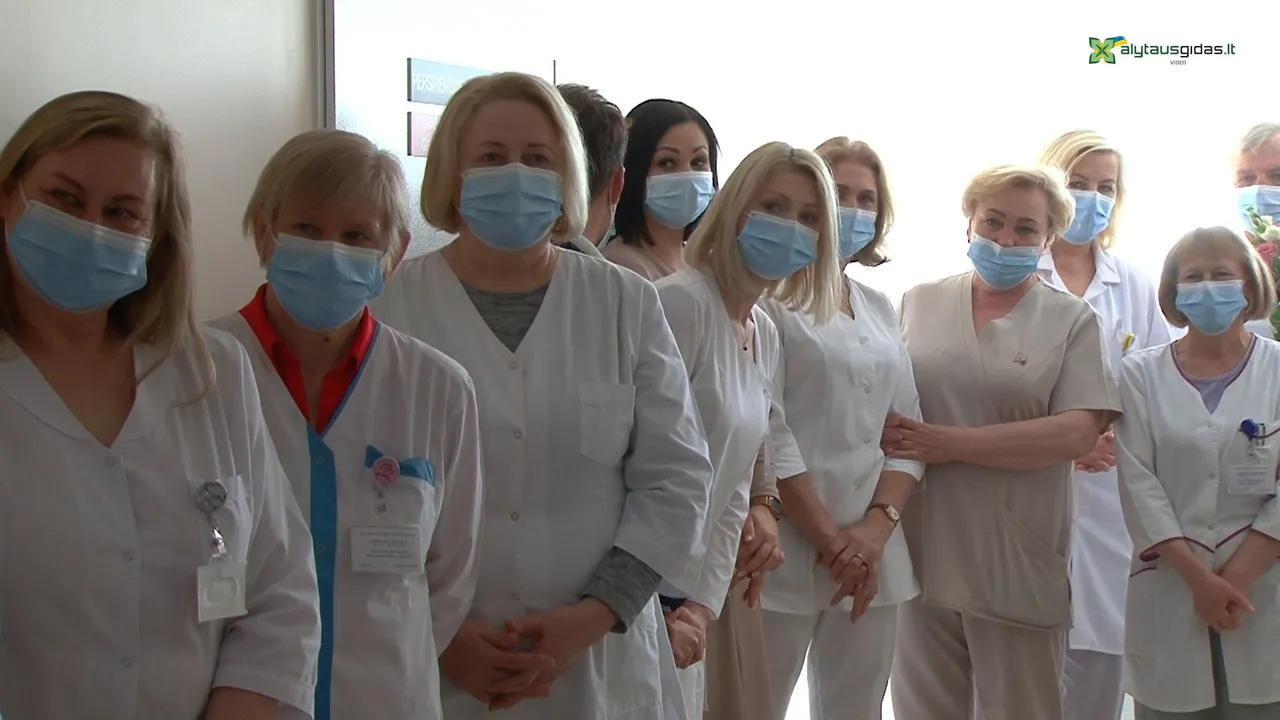 03 po reportazo00 00 34 07still064