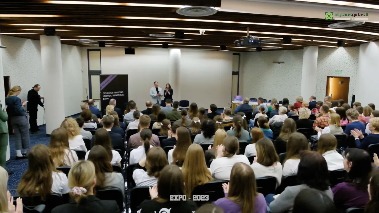 03 po reportazo00 00 34 22still062 jpg