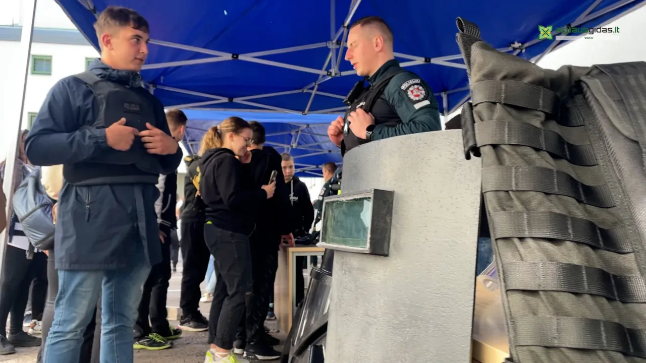 03 po reportazo00 00 34 49still078 jpg