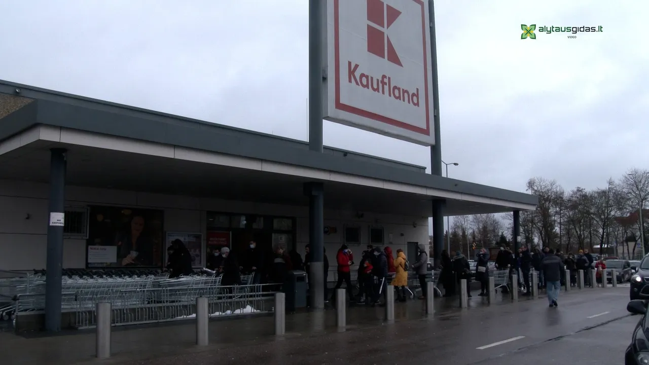 03 po reportazo00 00 43 12still035