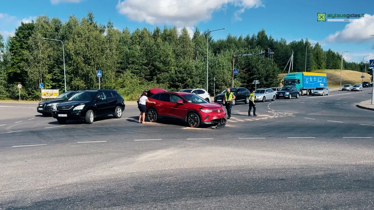 03 po reportazo00 00 48 32still191 jpg