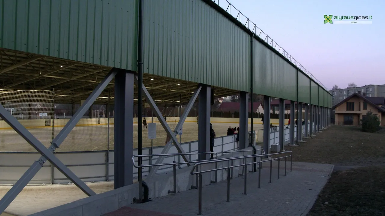 03 po reportazo00 00 50 33still096