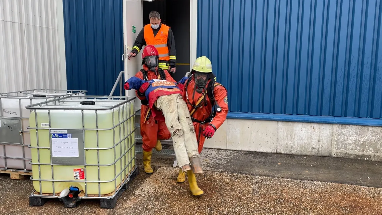 03 po reportazo00 00 56 11still065