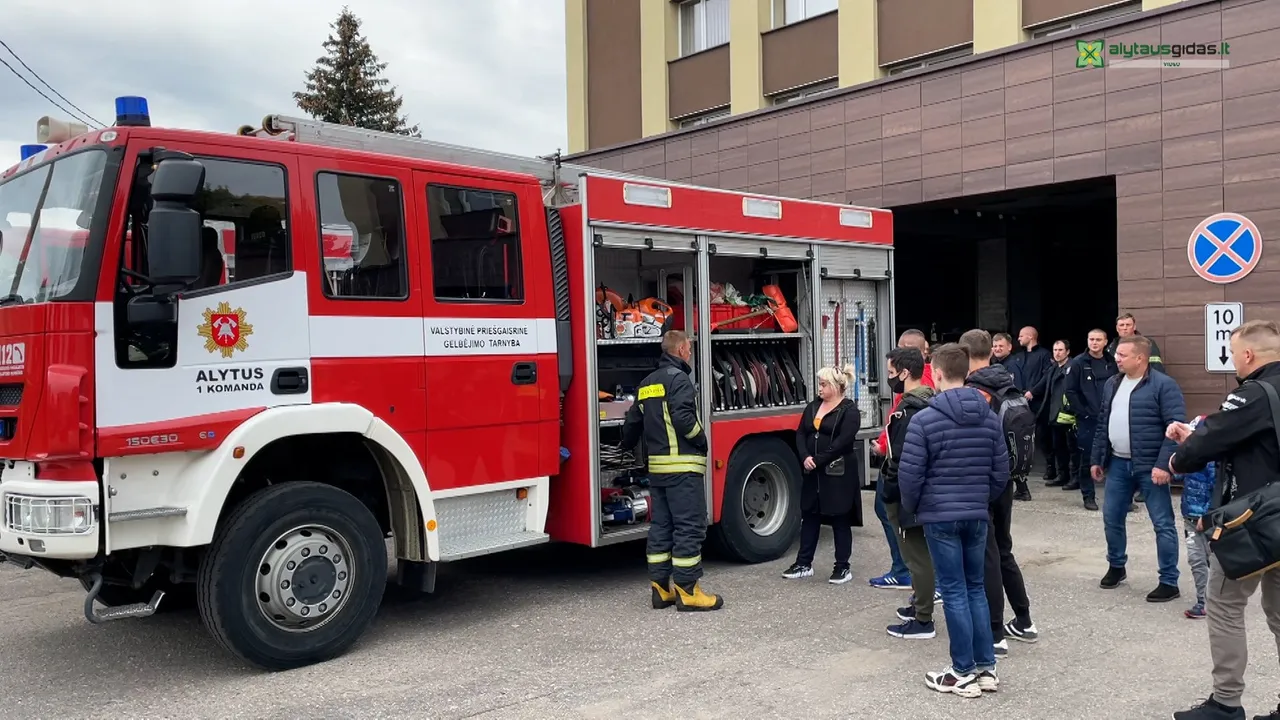 03 po reportazo00 01 00 20still020