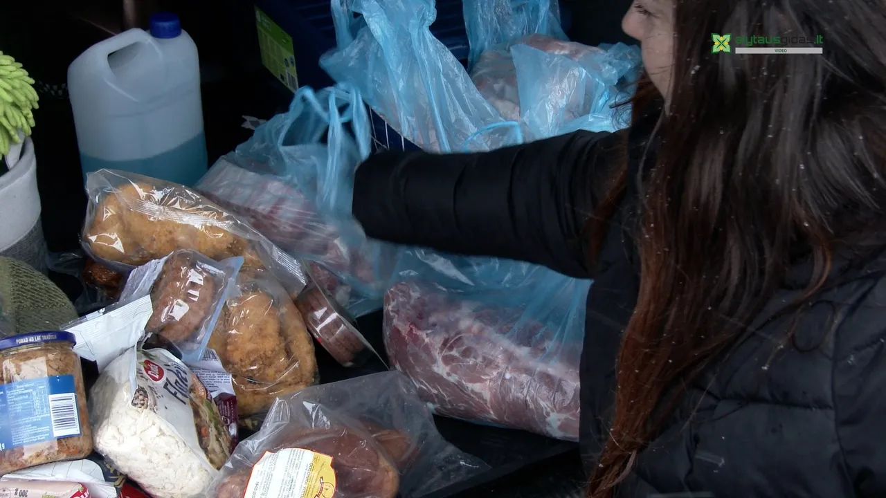 03 po reportazo00 01 07 18still038