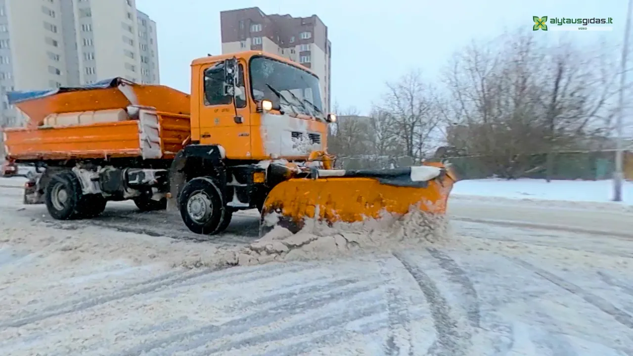 03 po reportazo00 01 11 43still085 1 jpg