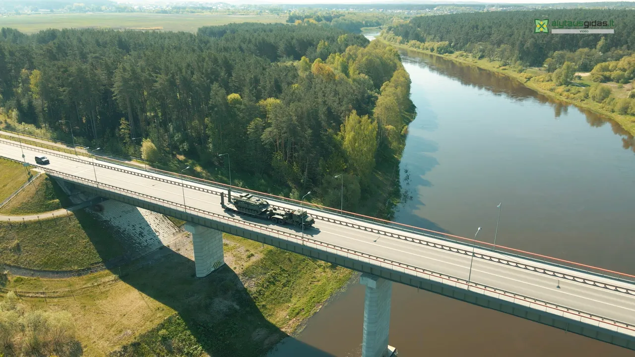 03 po reportazo00 01 12 12still008