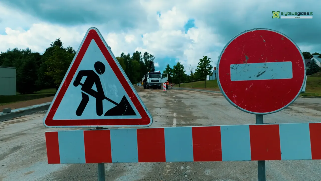 03 po reportazo00 01 17 06still208 jpg