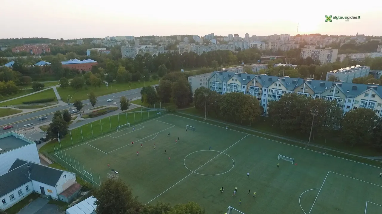 03 po reportazo00 01 19 24still008