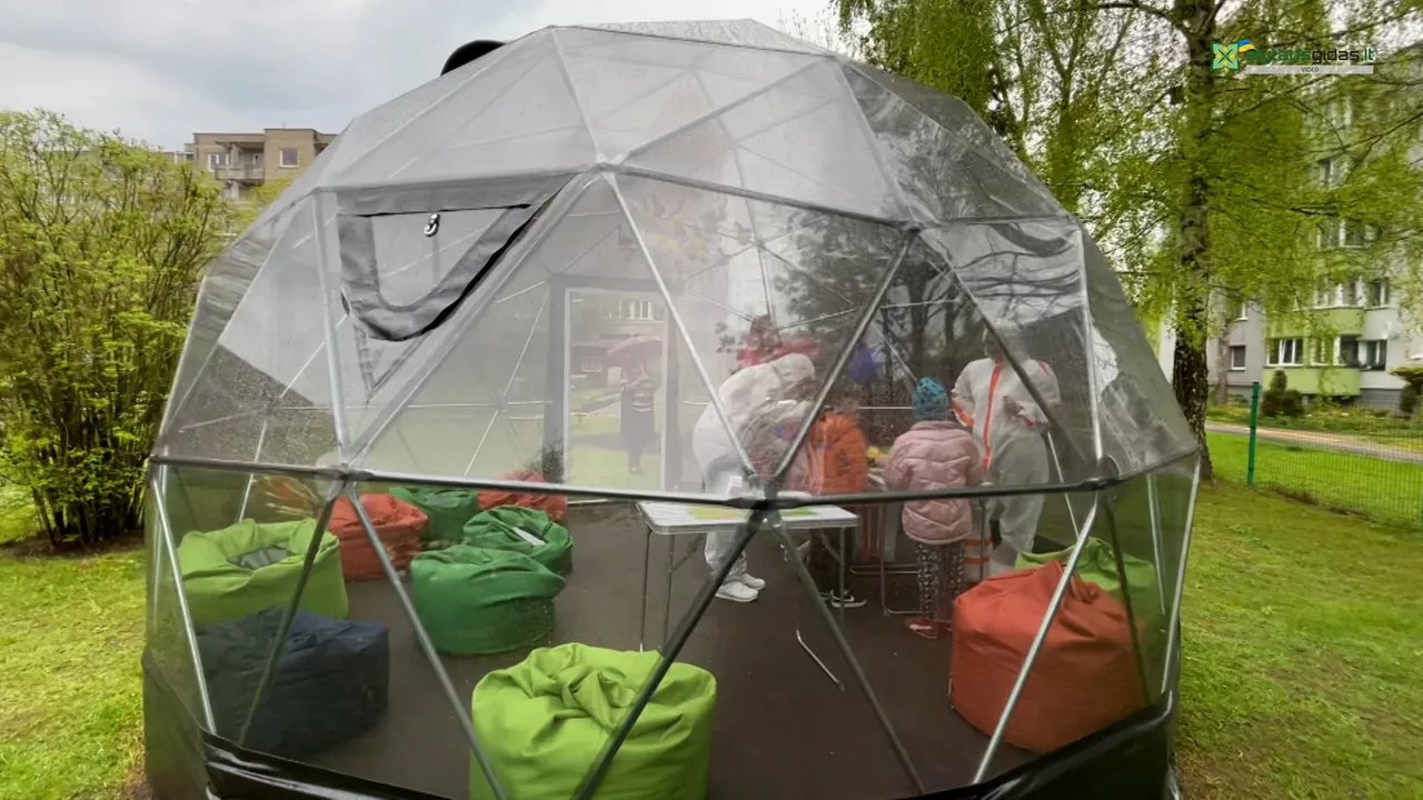 03 po reportazo00 01 34 17still074