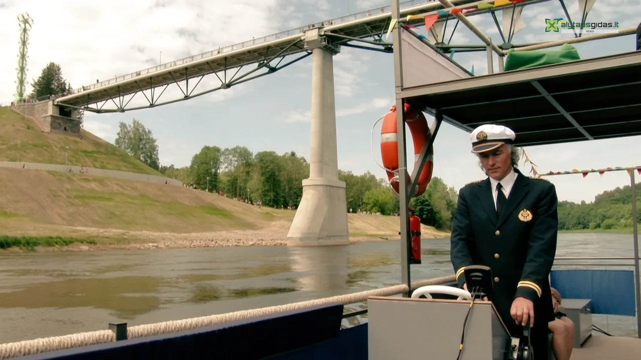 03 po reportazo00 01 45 28still094