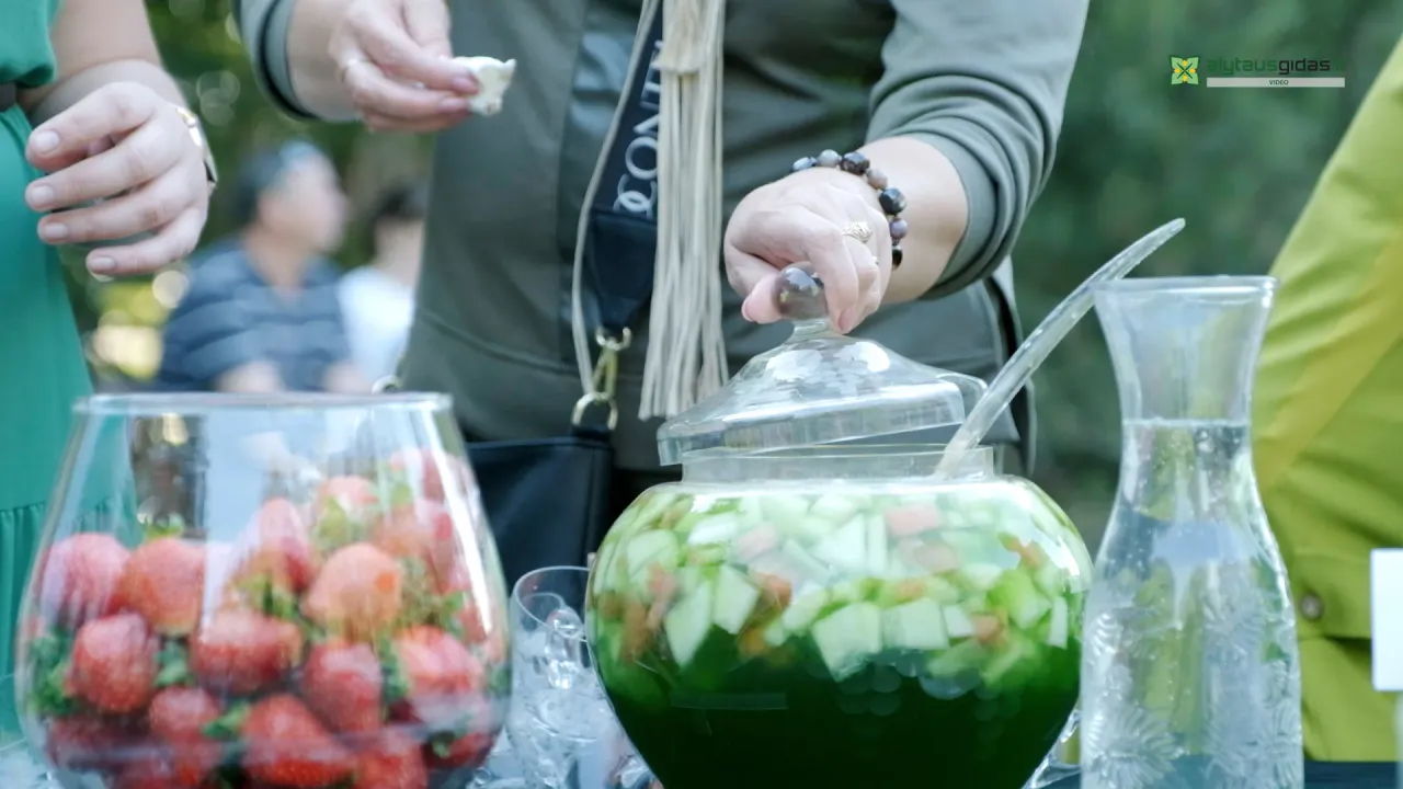 03 po reportazo00 01 51 29still165 jpg